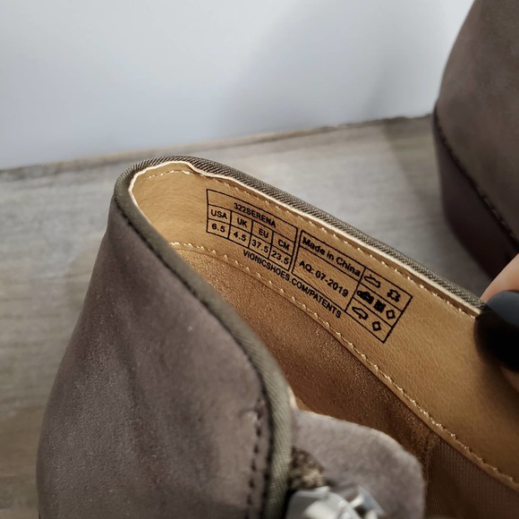 VIONIC Serena Brown Kid Suede Block Heel Side Zip Ankle Booties Sz 6.5 - Picture 4 of 9